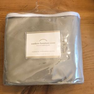 Pottery Barn outdoor furniture bistro set cover